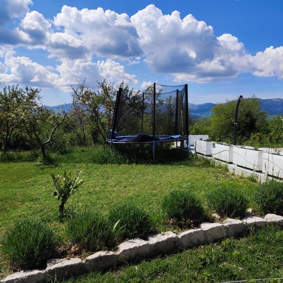 Vila Casa Di Oliva-House With Heated Pool & Jacuzzi In Trilj, Croatia Exteriér fotografie